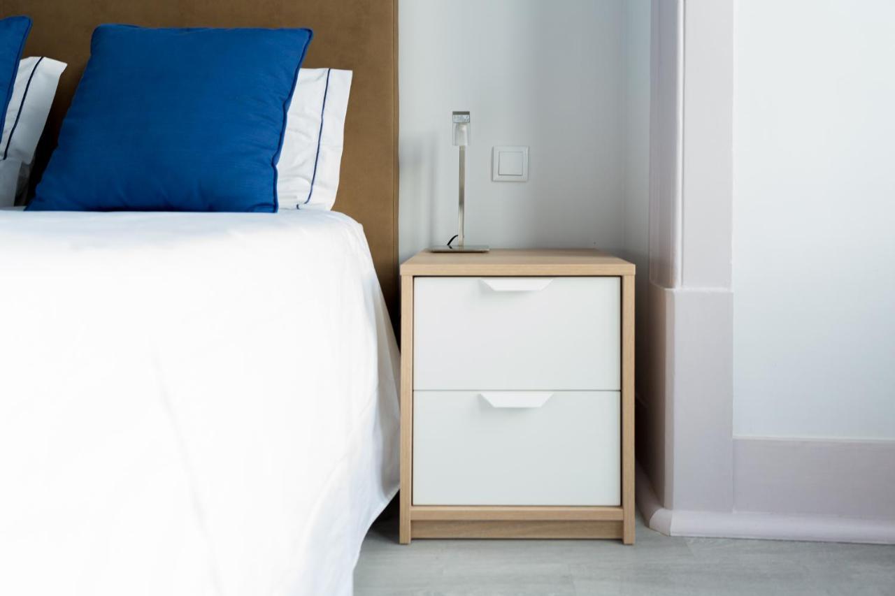 Inn-Chiado Restauradores Prime Suites Lissabon Exterior foto
